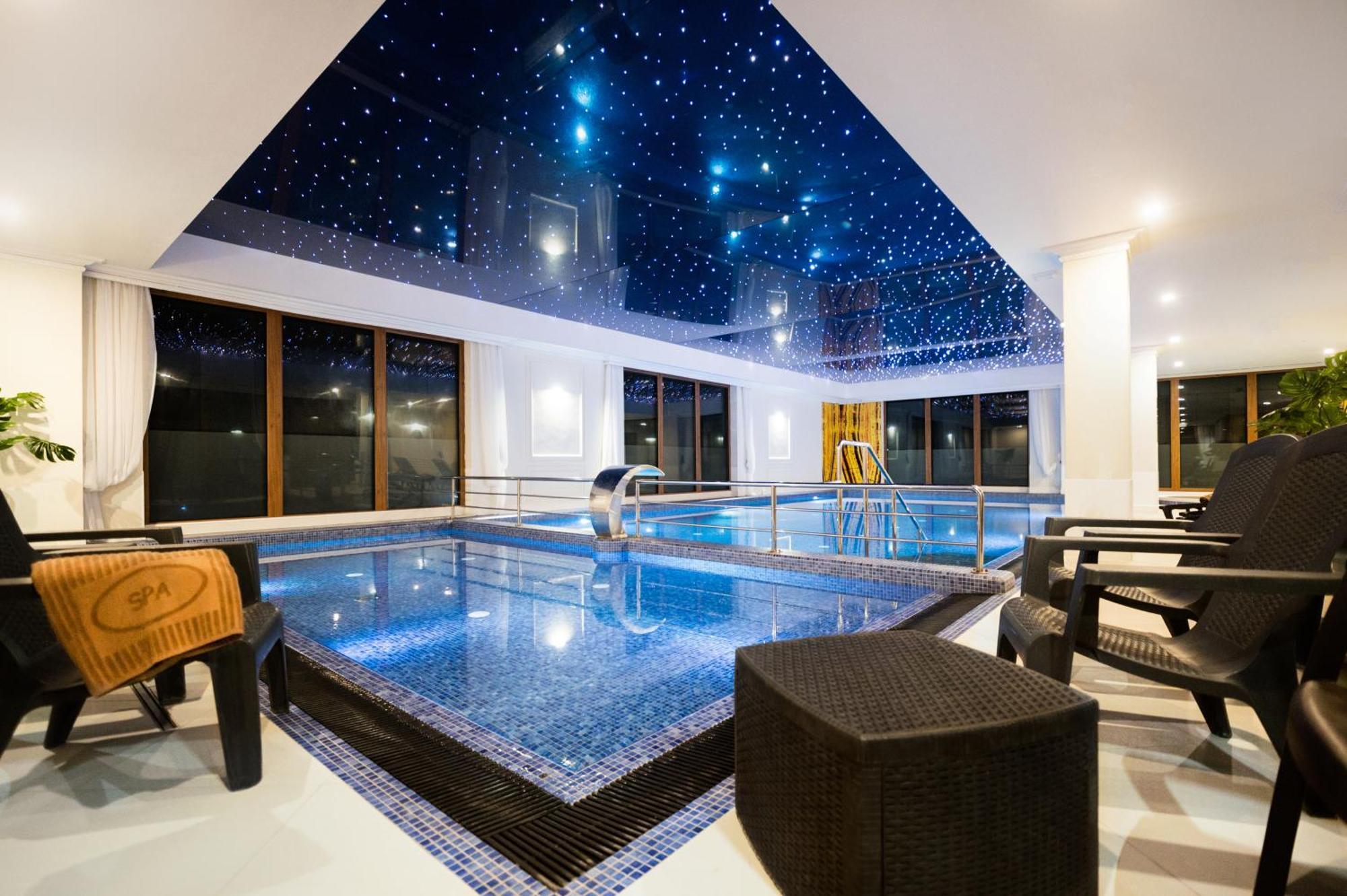 Olivina Park Spa - Domki Z Dostepem Do Krytego Basenu, Saun, Wyzywienia I Atrakcji Dla Dzieci Niechorze Luaran gambar