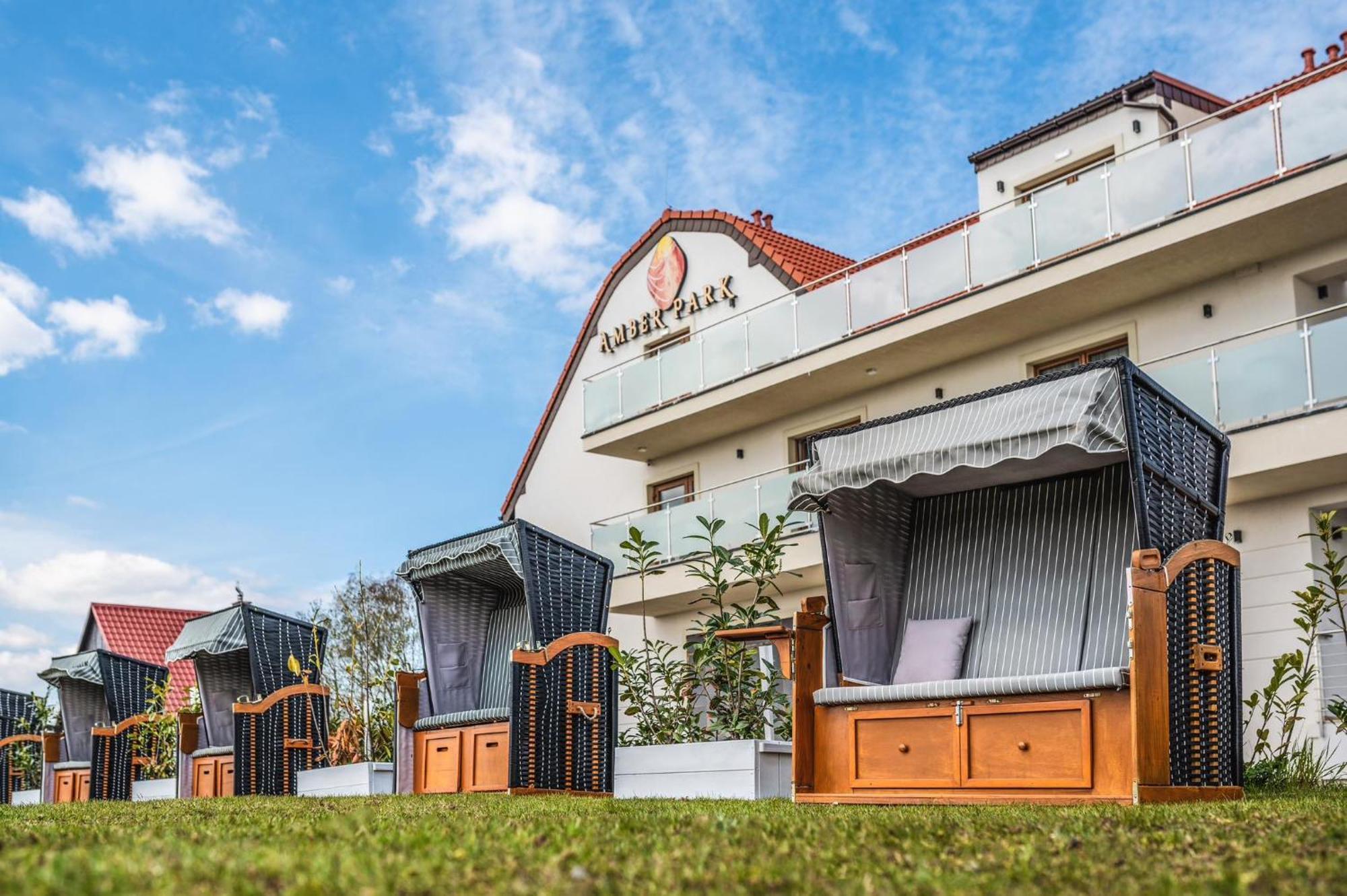 Olivina Park Spa - Domki Z Dostepem Do Krytego Basenu, Saun, Wyzywienia I Atrakcji Dla Dzieci Niechorze Luaran gambar
